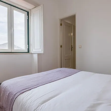 Charming And Bright Townhouse 3bdr By Lovelystay