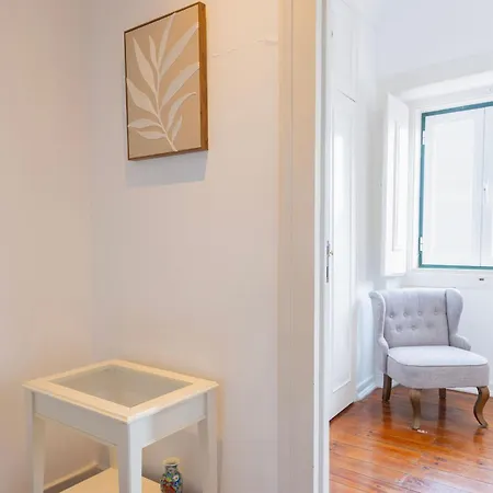 Charming And Bright Townhouse 3bdr By Lovelystay * 리스본