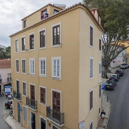 Charming And Bright Townhouse 3bdr By Lovelystay Lisbona