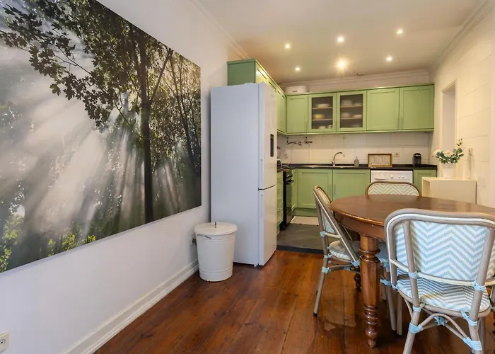 アパート Charming And Bright Townhouse 3bdr By Lovelystay *