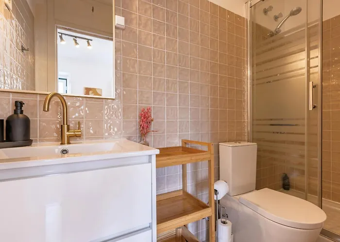 Charming And Bright Townhouse 3bdr By Lovelystay *