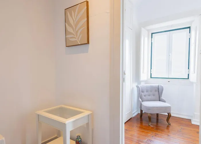 Charming And Bright Townhouse 3bdr By Lovelystay * リスボン