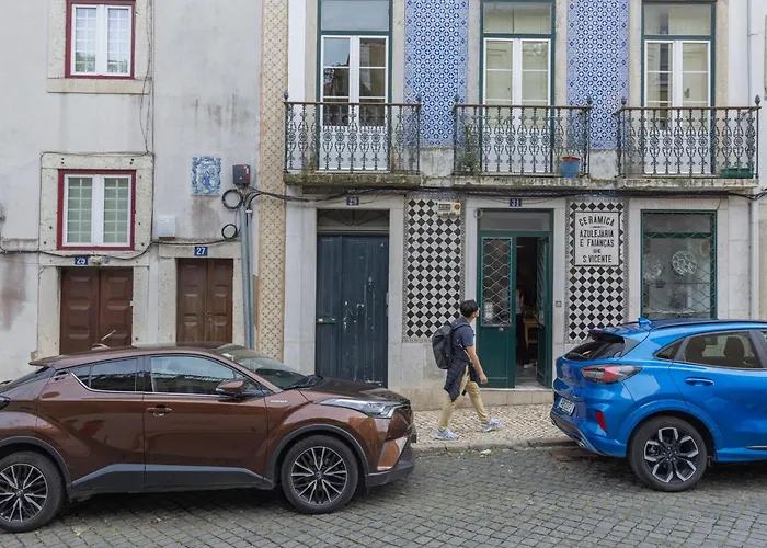 Charming And Bright Townhouse 3bdr By Lovelystay リスボン