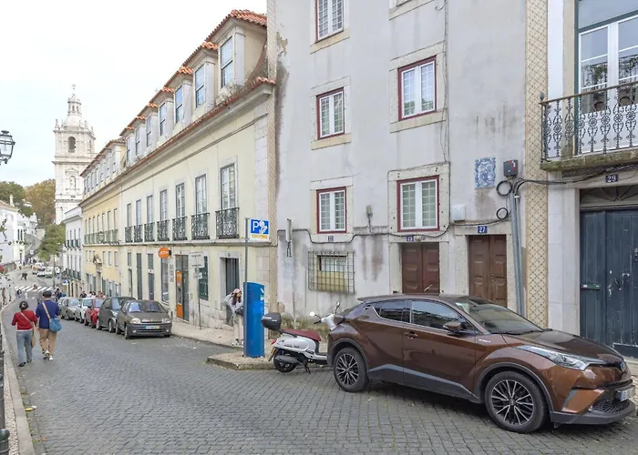 Charming And Bright Townhouse 3bdr By Lovelystay アパート リスボン